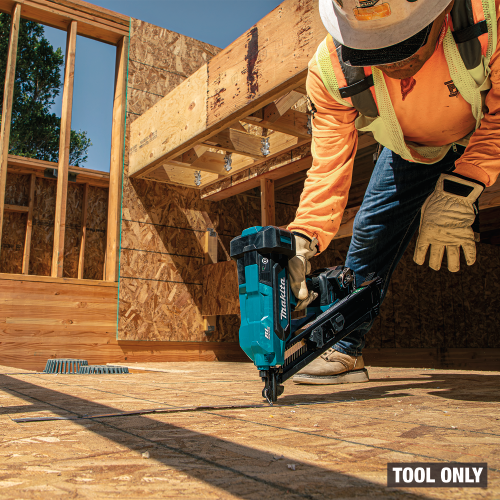 Makita XNB09Z Action Shot 4 - Thumbnail