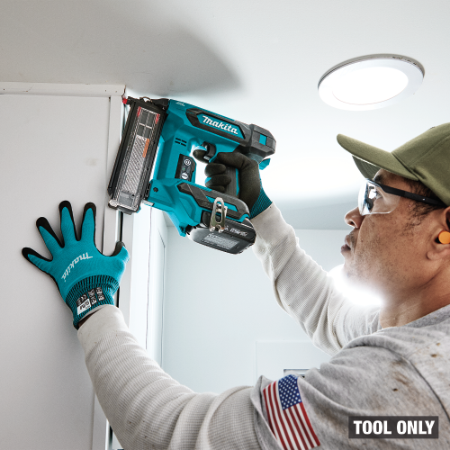 Makita XNB04Z Action Shot 5 - Thumbnail
