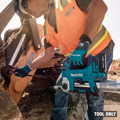 Makita XPG01Z Action Shot 3 (heavy machinery) - Thumbnail