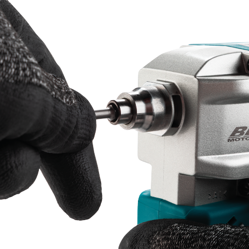 Makita XRF04Z Feature Shot (bit install) - Thumbnail